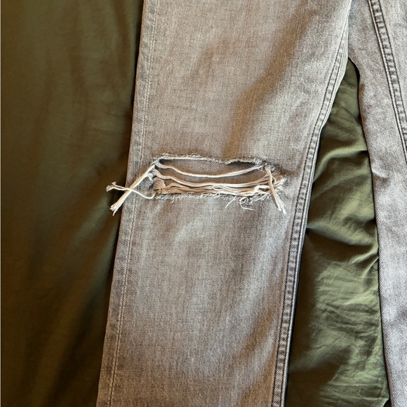 Size 28 GRLFRND Grey Jeans - Picture 2 of 5